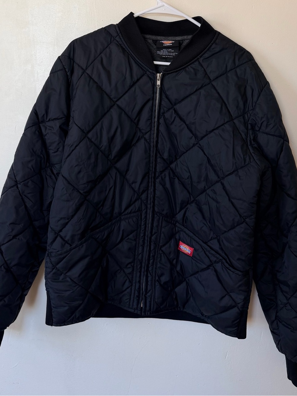 Dickies Black Quilted Bomber Jacket with Jersey Lining Size M